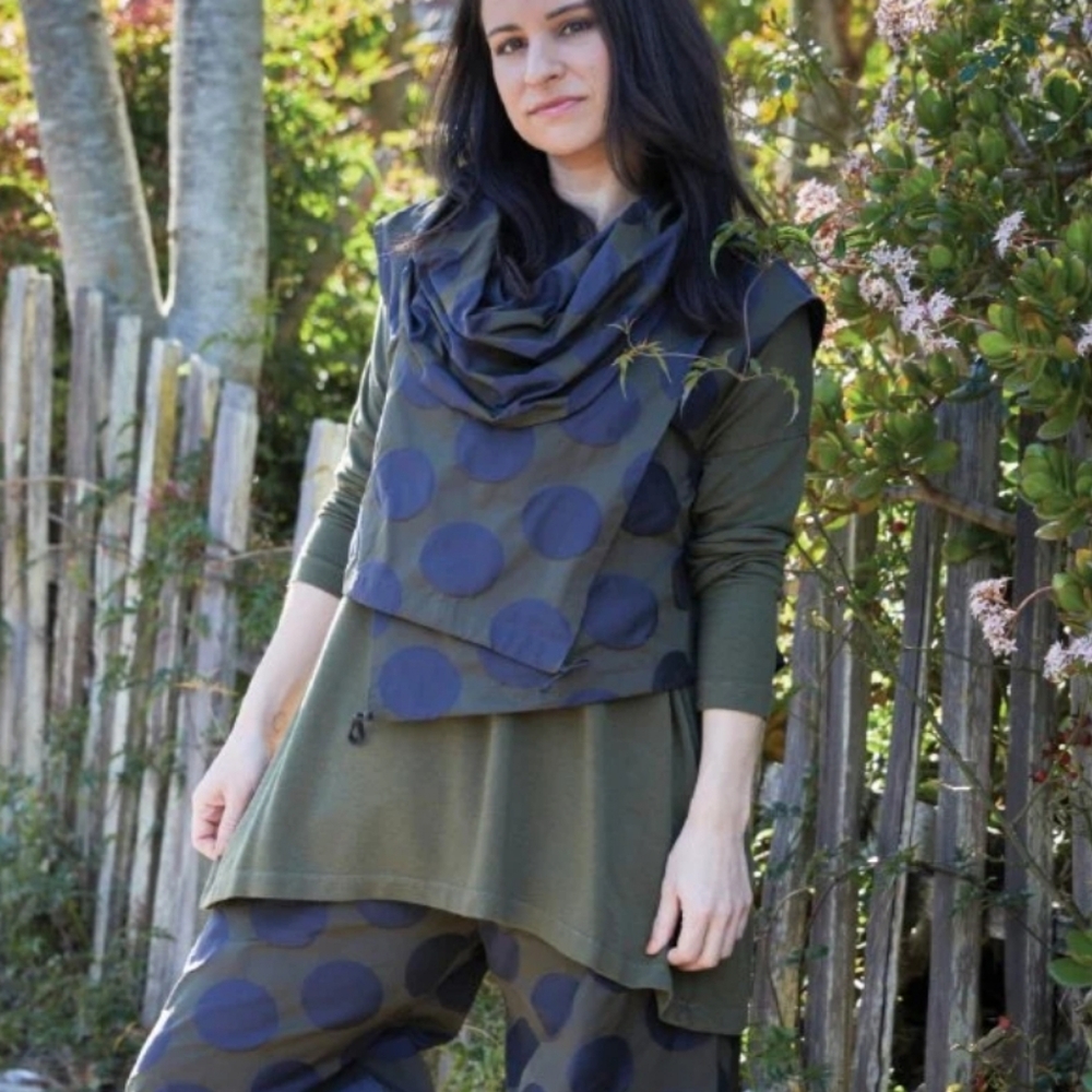 Bryn Walker 14468J Pennie Vest, Dots Olive And Navy